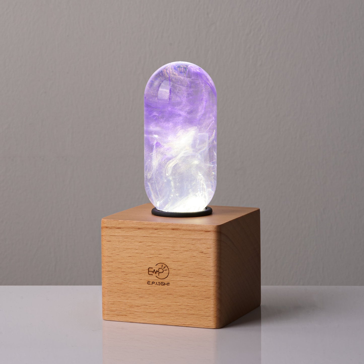 EP Light Amethyst - Decorative LED Bulb & Base Set