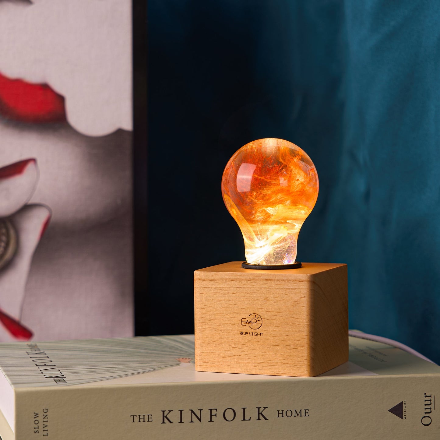 EP Light Sunflower - Decorative LED Bulb & Base Set